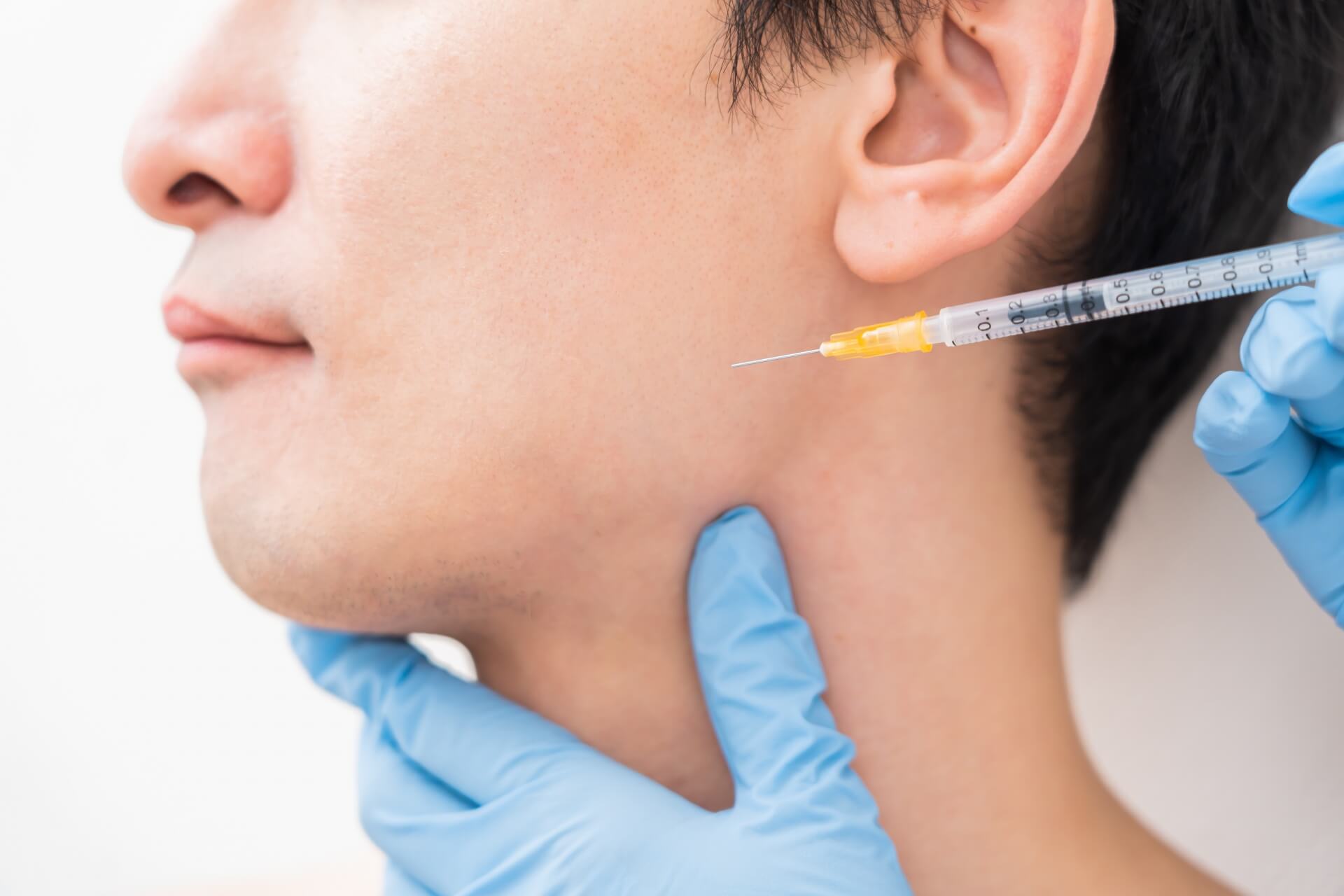 side-profile-man-injection